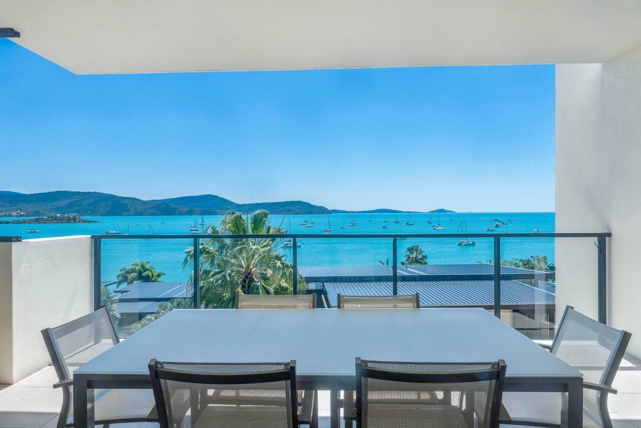 Executive On Whisper Bay - Cannonvale Airlie Beach Kültér fotó